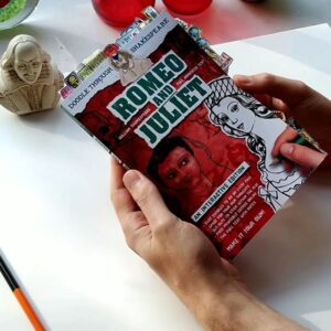 Romeo and Juliet: The Full Doodling Edition Flip Through